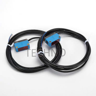 W4-3 Sick Retro Reflective Sensor สําหรับอุตสาหกรรมอัตโนมัติ 10-30V DC