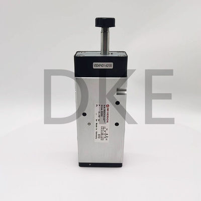 V62C513A-A212J วาล์วไฟฟ้าแม่เหล็ก Norgren สําหรับอุตสาหกรรม0.9 -10 บาร์