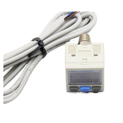 ZSE30A-01-C SMC เครื่องปรับความดันดิจิตอล ความดันระยะว่าง R1/8 จอ 2 สี