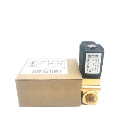 00126201 6014 D ปกติ BURKERT วาล์วไฟฟ้าแม่เหล็ก เปิด G1/8 2.0 หลุมระบาย AC220V 8W วาล์วทองแดง 32 * 32 0~10bar