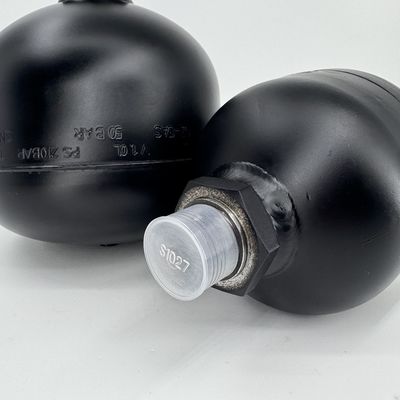 แอคคอมเมเตอร์ VOE11195648 0.75L สําหรับ Volvo A25F A30F A35D A40D L180E L180F T450D