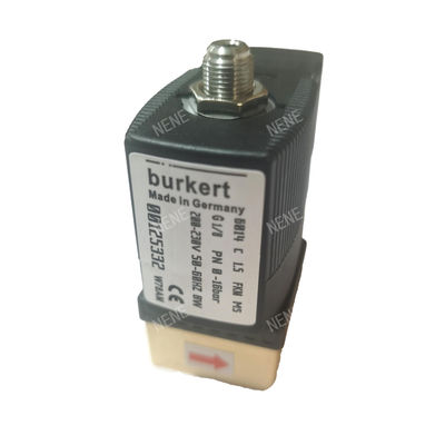 G1/4 Burkert Solenoid Valve 00125302 6013 ประเภทการกระทําโดยตรง 2/2 นิ้ว ปิดปกติ 3.0 หลุมระบาย FKM ปิดหลอดเหล็ก 24VAC 8W 0~10bar