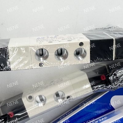 4V230C-08 วาล์วไฟฟ้าแม่เหล็ก AIRTAC สําหรับความละเอียดของเหลว กติกา 5 ท่าประตู 3