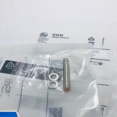 Ifm Efector IE5287 เครื่องตรวจจับความใกล้ชิดแบบอุปสรรค กระบอก 2 มม, DC, PNP-NO, M8 3-Pin, ปราง