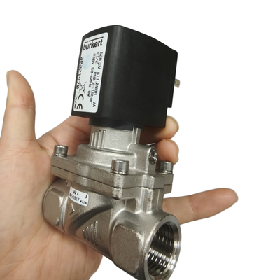 โซลินอยด์วาล์ว 230V AC ขนาดปาก 13 มม. เหมาะสำหรับการใช้งานระบบนิวแมติกและไฮดรอลิก 00221970