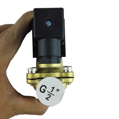 วาล์ววัสดุประปา NBR ด้วยสี่เหลี่ยมโค้ลทํางานที่ความแรงดัน DC12V ที่สมบูรณ์แบบสําหรับอุปกรณ์ Pneumatic และระบบควบคุมของเหลวอัตโนมัติ