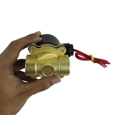 G1/2 Port Size Light Oil Valve with Round Coil Brass Body Material ตัวเลือกที่เหมาะสมสําหรับการกํากับการไหลของน้ํามันที่แม่นยําในอุปกรณ์แปรรูปน้ํามัน