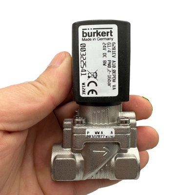 โซลินอยด์วาล์วแบบเซอร์โว Burkert Type 6281 ซีลยาง EPDM เกลียว G1/4 รู 10 มม. โครงสร้างสแตนเลสป้องกันการเสื่อมสภาพ 2/2 NC กำลังไฟ 8W ช่วงอุณหภูมิการทำงานกว้าง 00322541 00322542 00322543