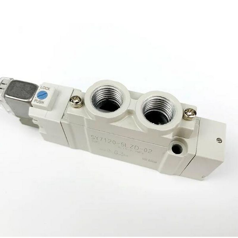 SY7120-5LZD-C4 ปั๊มซอลีนอยด์วาล์ว SMC การสัมผัสเดียวขนาด Port Ø4 DC24V 2 ตําแหน่งเดียว