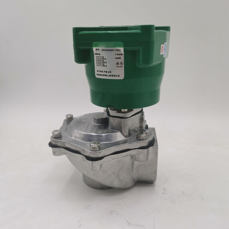 NFG353A047 วาล์วกระแทกกันระเบิด 1 นิ้ว IP67 เรตติ้งห้องเรือน ASCO วาล์วโซเลนอยด์ สร้างสําหรับสื่อไอน้ํา Cryo ส่งผลผลิตแรงกระแทกเพียงพอในการขับเคลื่อน 4 อัดแปลง
