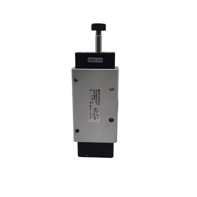 โซลินอยด์วาล์วควบคุมด้วยนำร่อง Norgren V63D413A-A212J A213J A218J A219J แบบ 3/2 ทาง ปกติปิด เกลียว G1/2 แบบโซลินอยด์เดี่ยว คืนกลับด้วยสปริง สำหรับอุตสาหกรรม